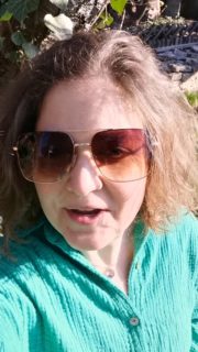 Am 24. August in der @cd_kaserne_celle findet das Kinderliederfestival "Sing Sala Song" statt. Mit uns dabei sind Thys von @the_keltics, Pour L'Amour, @hottuesdays, @anna_singt und @kejamusik, @martdoco77 und @soren3515.
Wir freuen uns auf euch! Der Kartenvorverkauf läuft schon😉